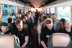 1-dijaki-na-avtobusu