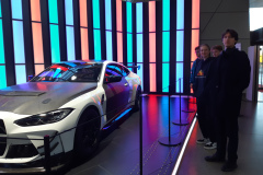 30Dijaki-in-avtomobili-2