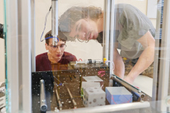 Avtor: Andrej Petelinšek