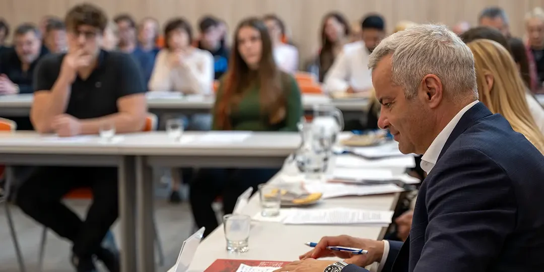 DSC_2471-Enhanced-NR