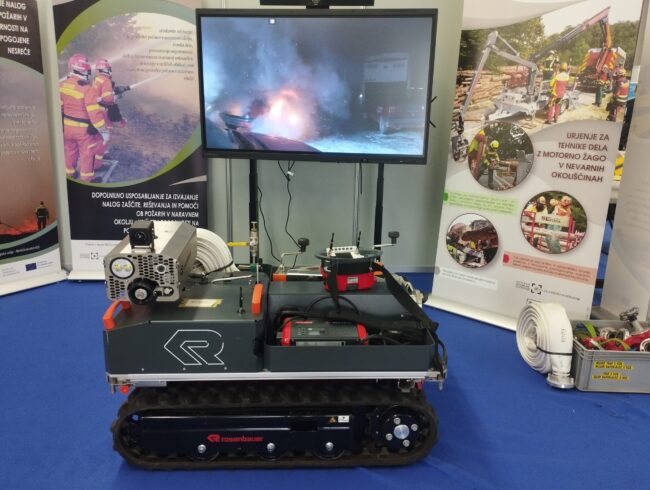 Robot za gasenje pozarov